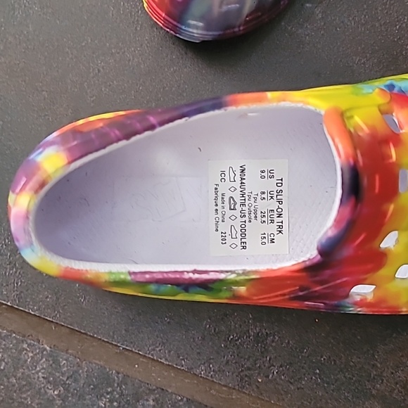 NWT Vans Kids Slip On TRK Shoe Rainbow Tie dye Girl Boy Toddler Size 9 - Picture 4 of 5